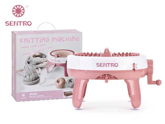 40-needle-circular-knitting-loom-closeup