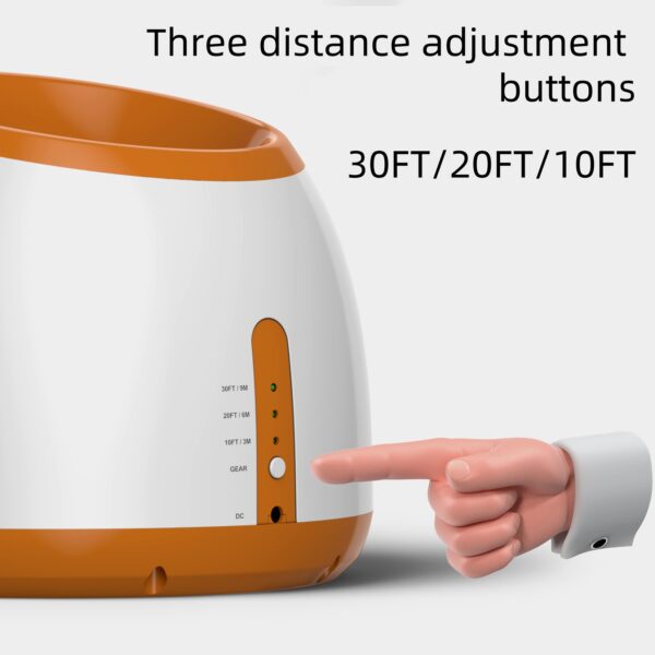 dog-ball-launcher-throw-range-demonstration