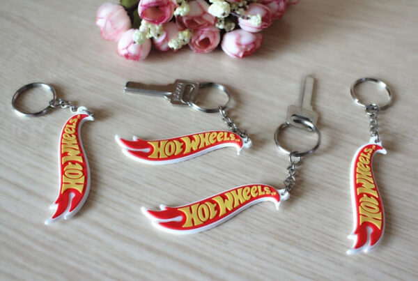 Custom-your-own-logo-promotion-gift-keychainpvc-soft-keychain-1
