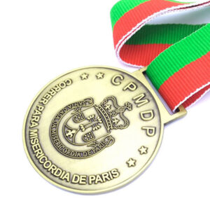 Gift-Kit-Marathon-Medal-Correr-Para-Misericordia-De-Paris