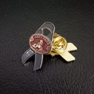 Gift-Kit-Sports-Lapel-Pin-Lion-logo-pin-GRE-PRIDE-side-b