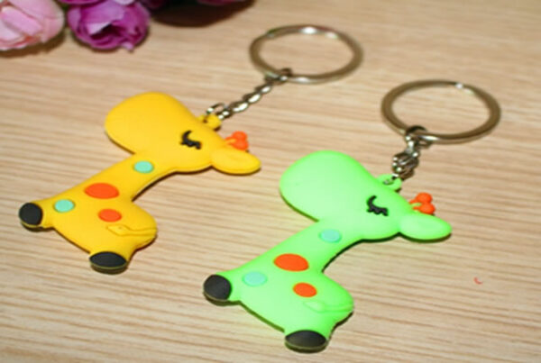 Green-and-yellow-little-cute-giraffe-keychain-promotion-gifts-5