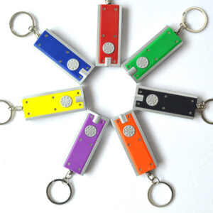 LED-flashlight-keychain-party-wedding-favors-5