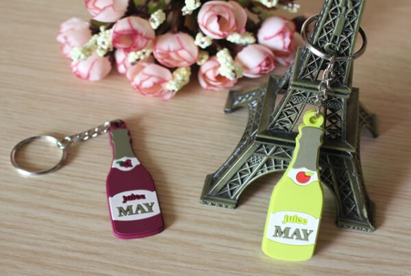 Pvc-beer-bottle-rubber-keychain-promotion-gifts-4