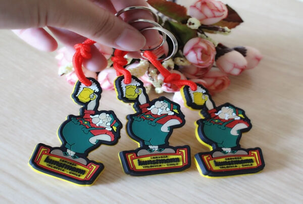 Rubber-keychain-custom-keychain-custom-Cartoon-Keychain-5