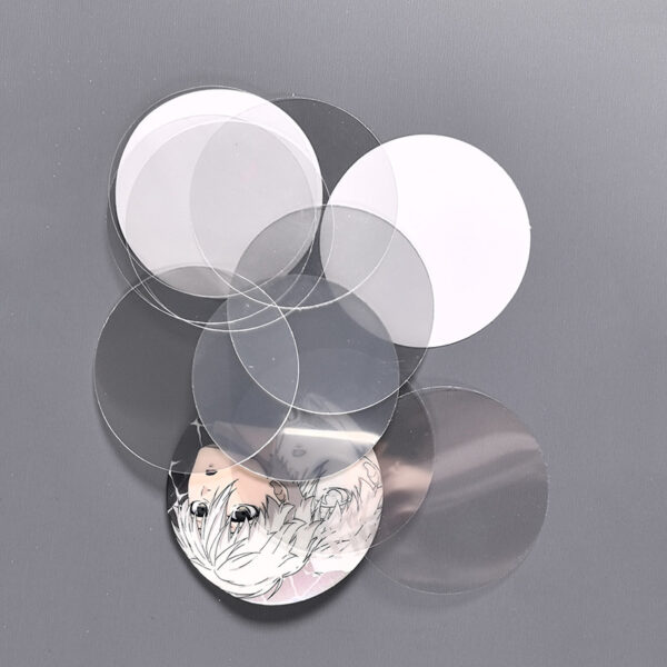 low-adhesive-pet-badge