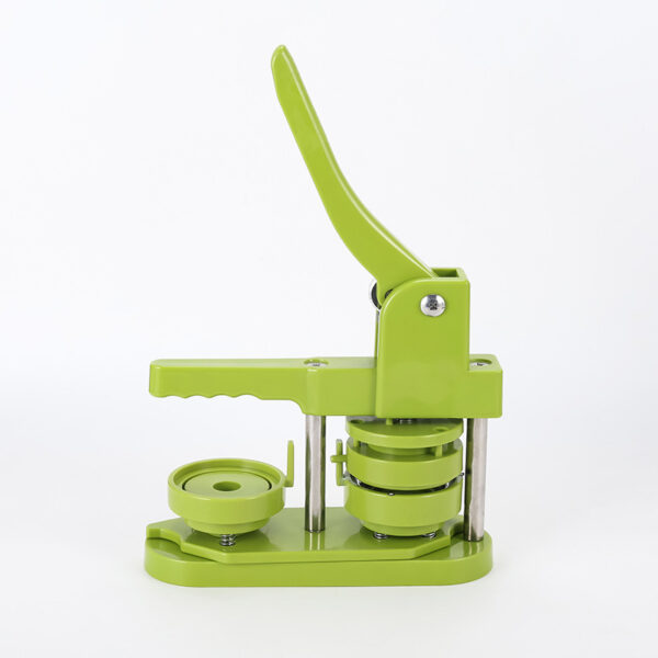 portable-badge-making-machine