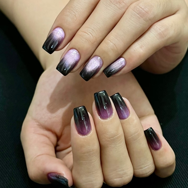 sparkly-purple-magic-nail-art