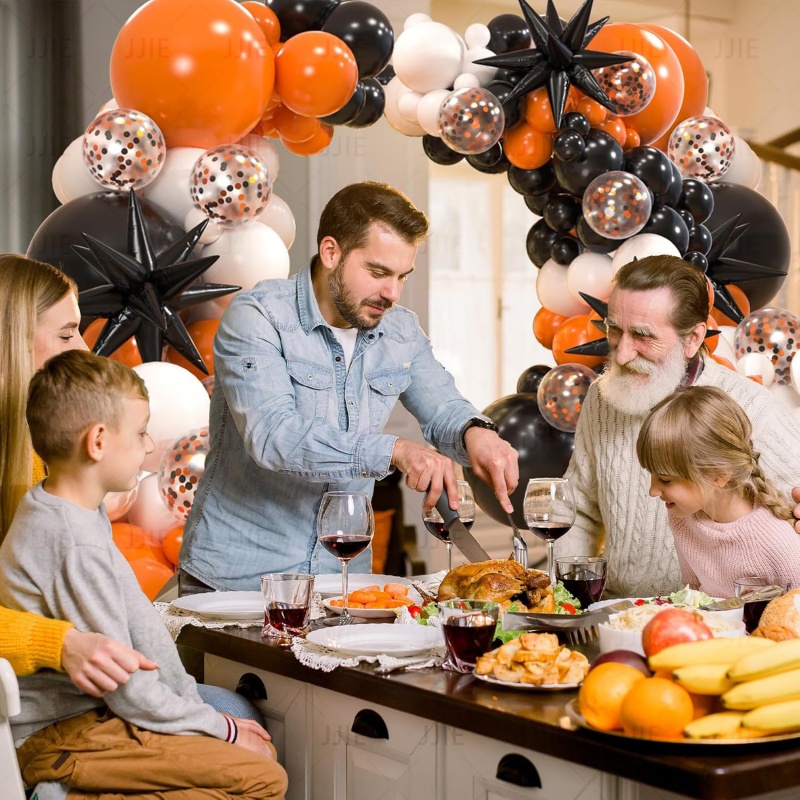 home-fall-party-balloon-decoration