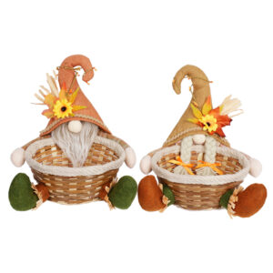 thanksgiving-figurine-with-maple-leaves-and-candy-bowl