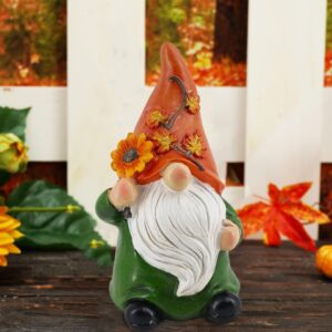 thanksgiving-resin-pumpkin-gnome-decor
