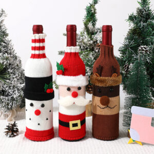 christmas-party-wine-bottle-sleeve-table-decoration